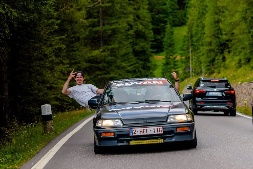 Petit fou en Suisse
